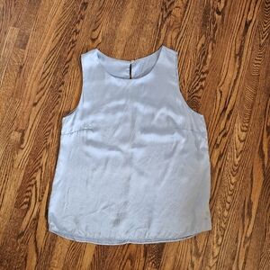 Silk Laundry icy blue 100% silk tank top blouse sleeveless crew neck size Small